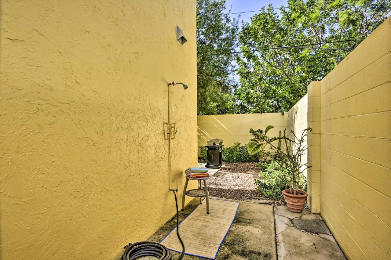 Sunny Cocoa Beach Escape With Bikes, Walk To Beach Bagian luar foto